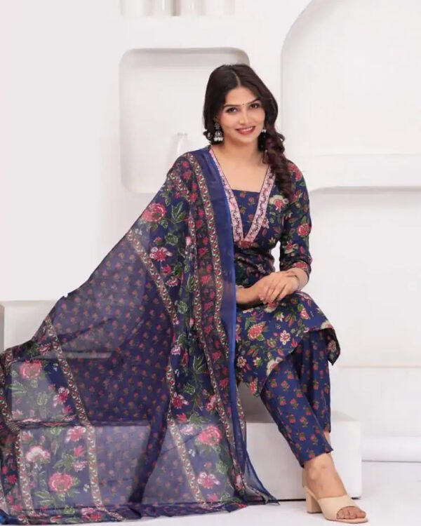 Blue Polka Dot Kurti Pant & duppata set