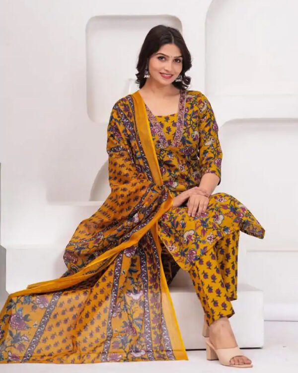 Cotton Polka Dot Kurti Pant & duppata set