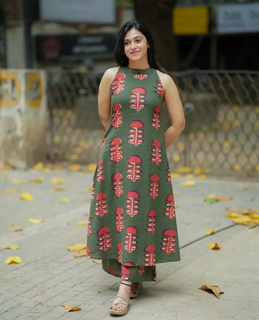 Premium Floral Fine cotton kurti Plazzo set - Image 7