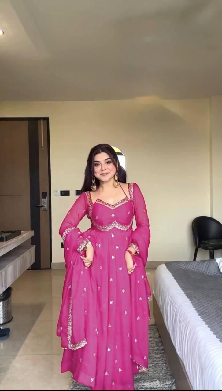 Anarkali Flared kali Kurti Pant Dupatta Set - Image 5